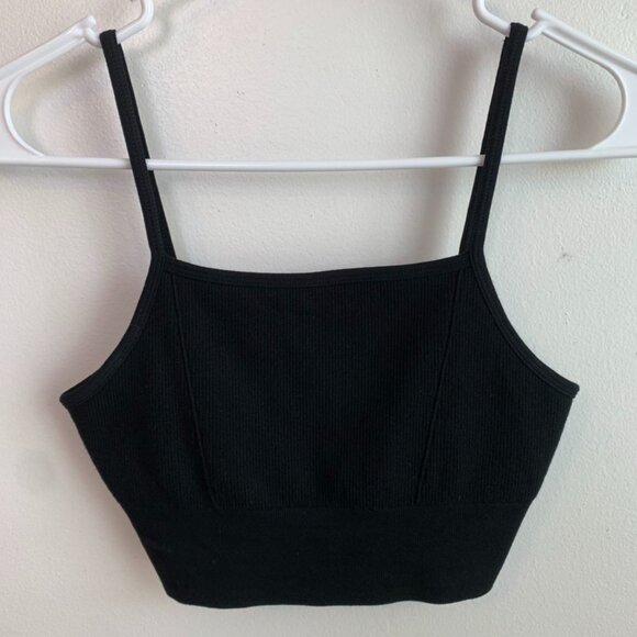 Fabletics Black Cloud Seamless Midi Bralette - Picture 3 of 7